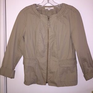 Cute, lightweight Loft jacket